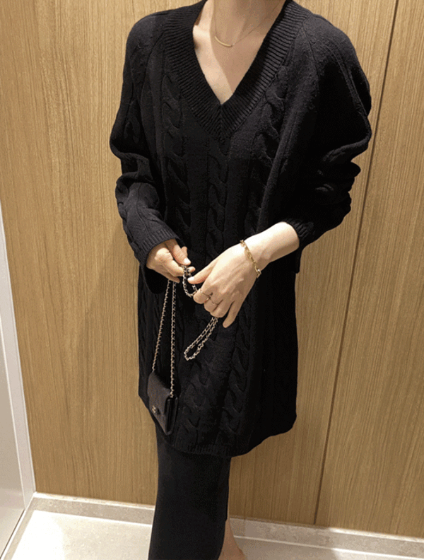 Lana V-neck twisted long slit knitwear (black, ivory, beige)
